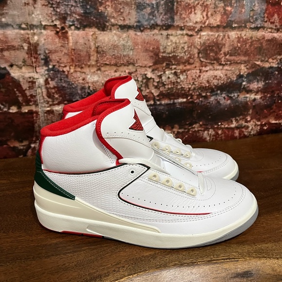 Jordan Other - New Nike Air Jordan 2 OG White Green Varsity Red  size 13